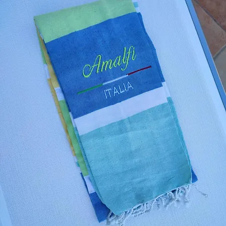 #goldenhour Semesterbostad Amalfi